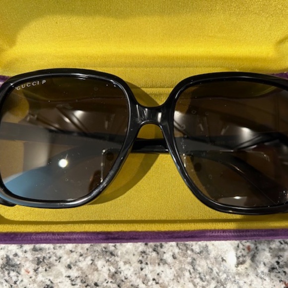 Polarized Gucci Women\'s Sunglasses